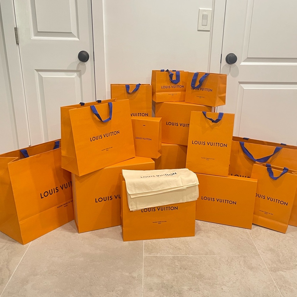 NEW Set of 3 LOUIS VUITTON LV Empty Dust Bags & Gift Box or Shopping Tote Purse